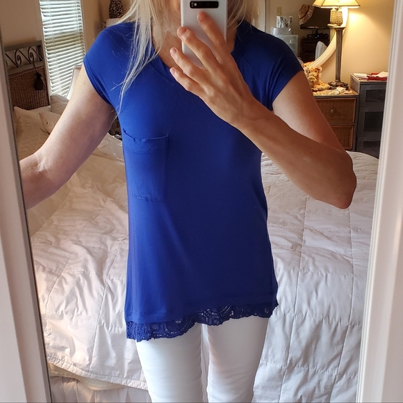 🍒Anthropologie Lace Edge Bordeaux Blue Tunic Top CYA - Picture 4 of 12